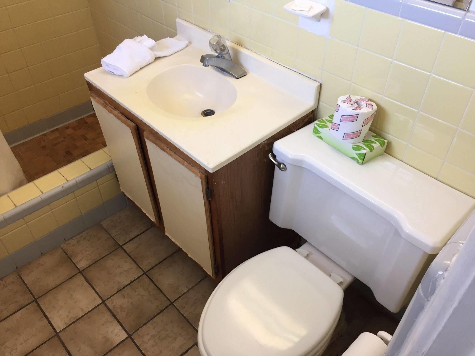 Economy Suites Cypress Gardens 外观 照片