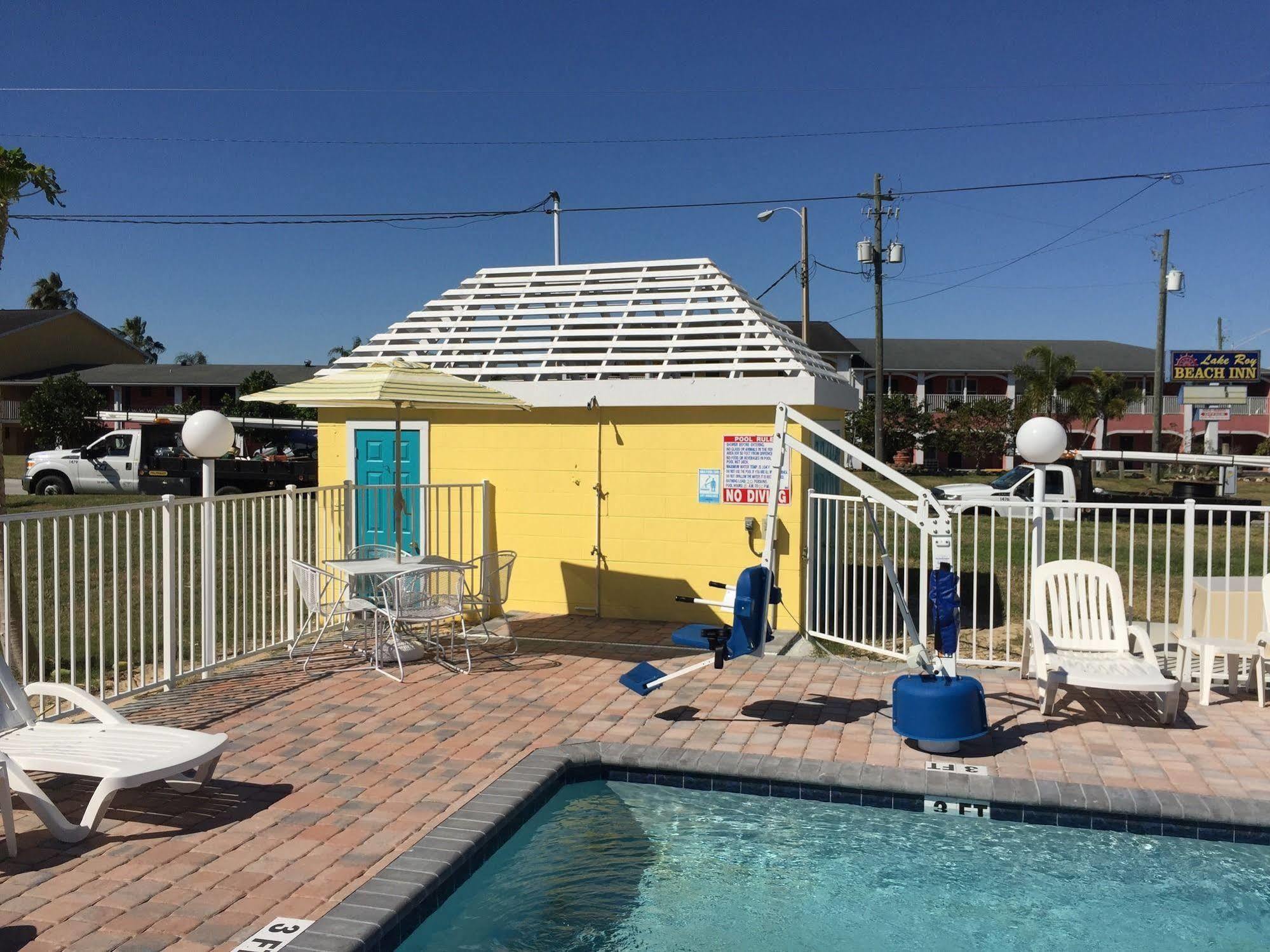 Economy Suites Cypress Gardens 外观 照片